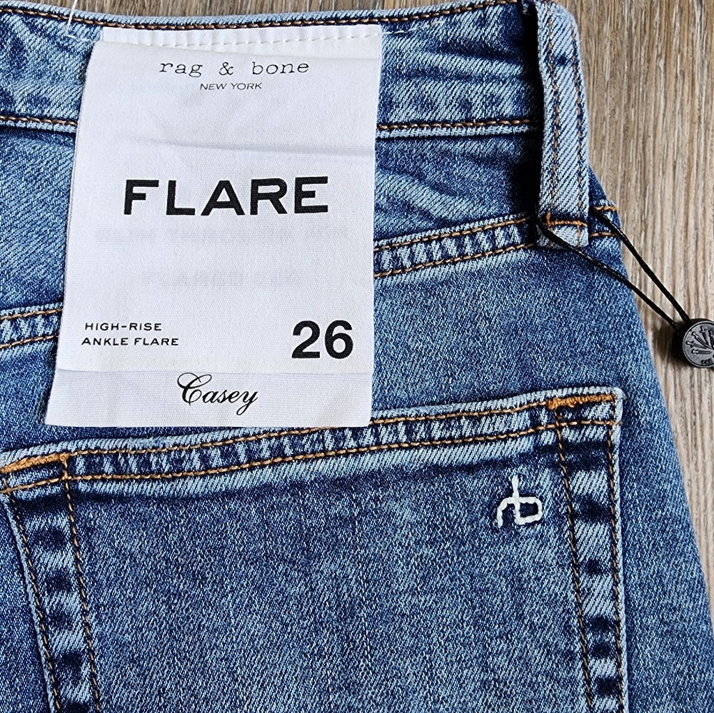 NWT RAG & BONE HIGH-RISE ANKLE FLARE - Picture 11 of 14